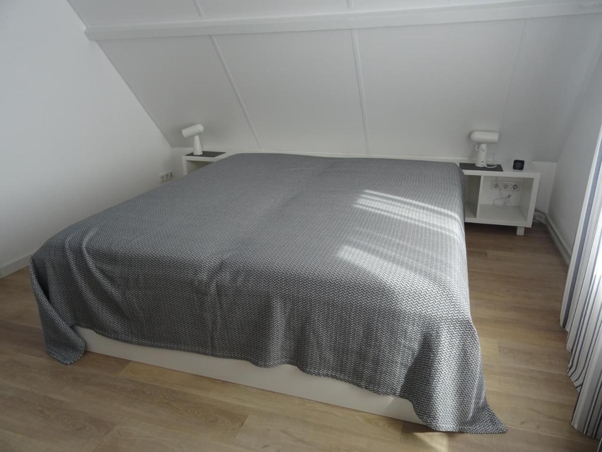 Breskens, Nijverheidstraat 11 Buitenkant foto